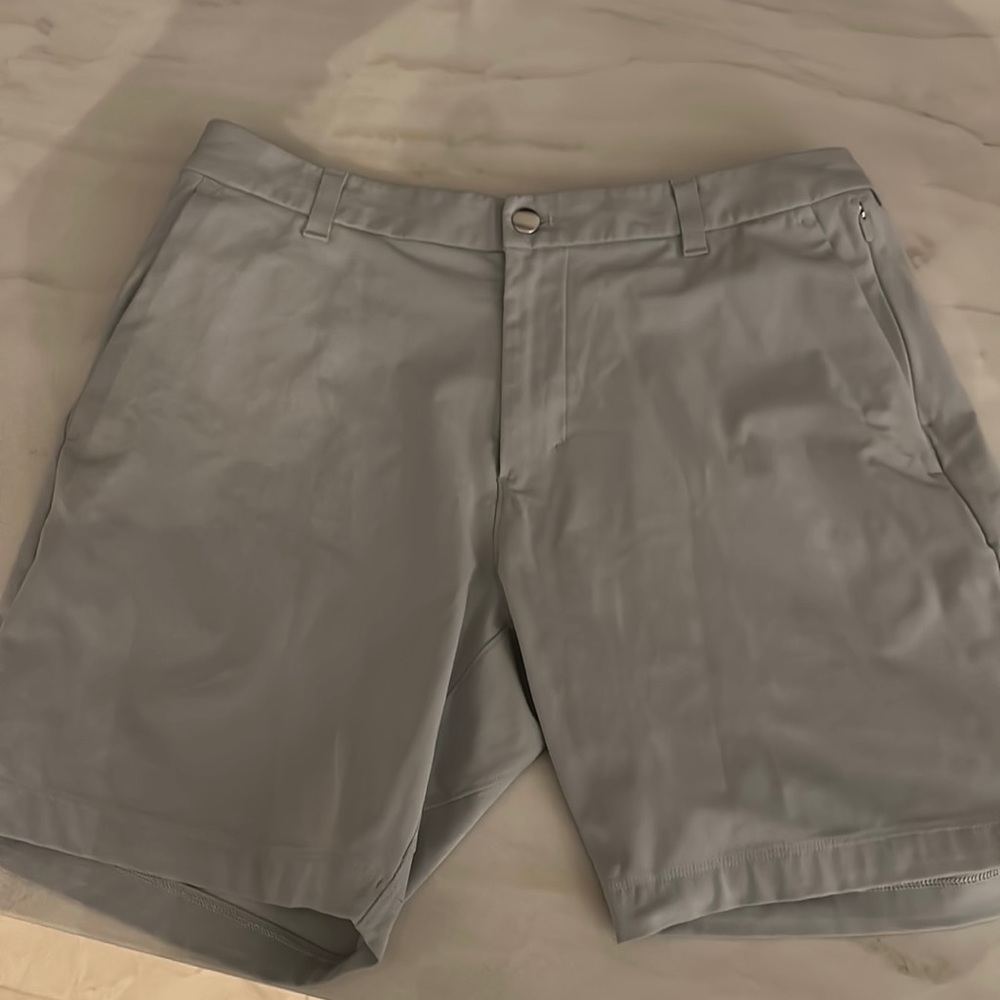 Lululemon Mens Commission 7” Shorts SZ 32